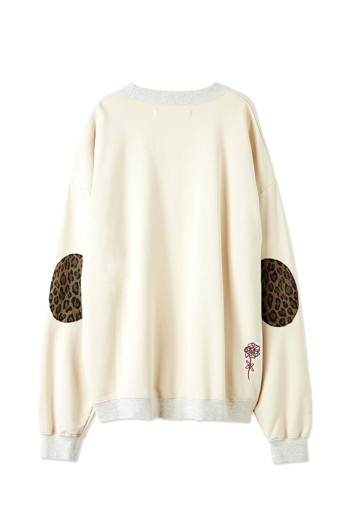 WITH LEOPARD SWEAT